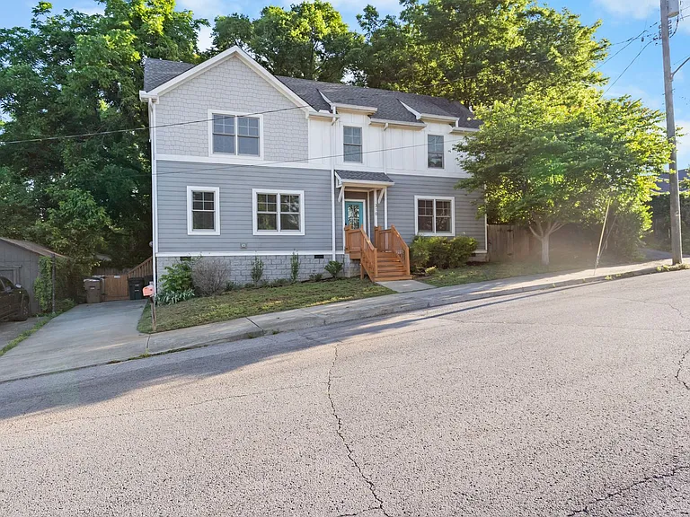 310 Evanston Ave — Photo 2