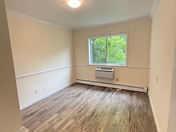 4th image of 520 Ellsworth Ave #3R