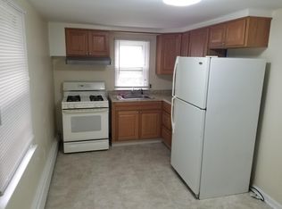 24 Clinton St, Valhalla, NY 10595