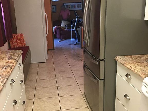 4th image of 17618 N Boswell Blvd