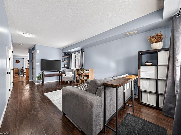 3rd image of 35 Mountford Dr #107