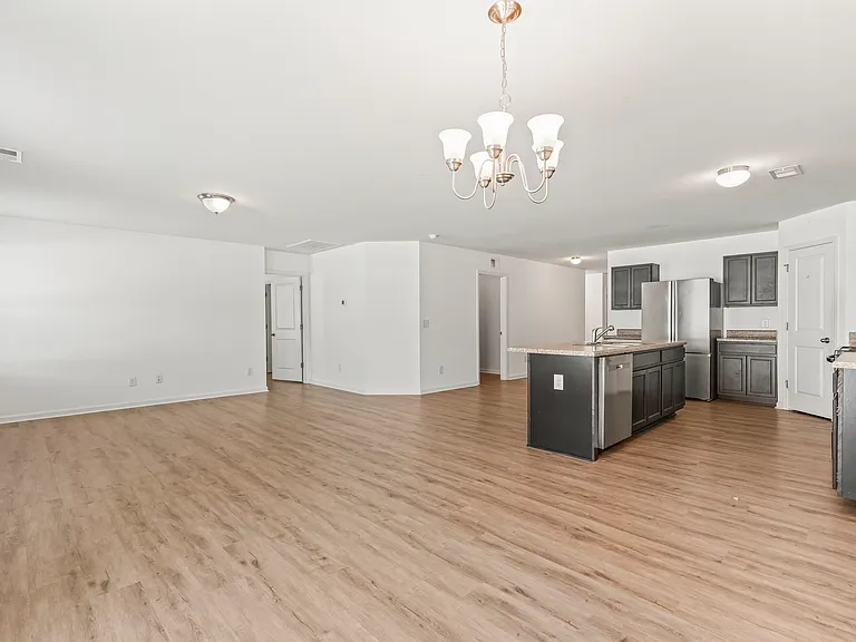 1789 Sapphire Dr — Photo 17