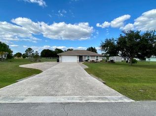 31609 Hunt Club Ln, Wesley Chapel, FL 33543