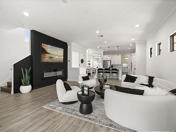 3rd image of 7675 Toscana Blvd