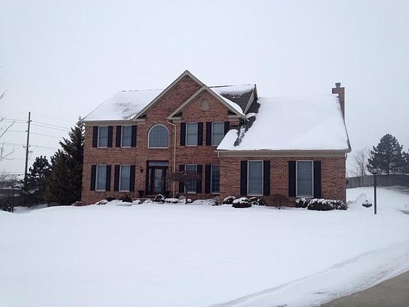 2nd image of 7152 Saint Ives Pl