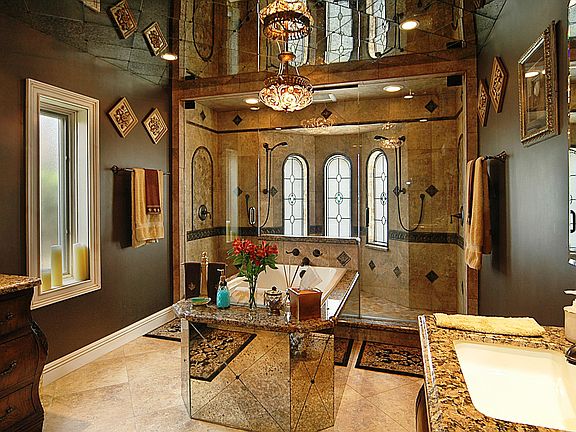 Luxurious Master Bath