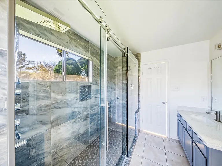 19519 Mallard Lake Ln — Photo 24