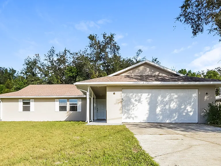 1819 E Glancy Dr — Photo 1