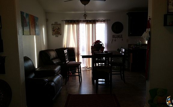 2nd image of 1230 Sapphire St