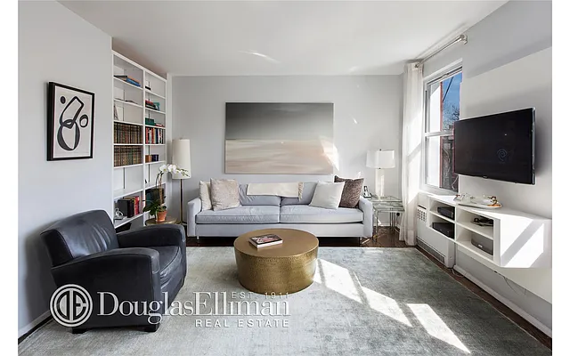 Rented by Douglas Elliman | media 2