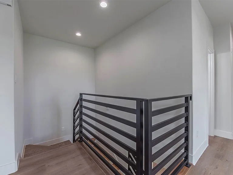 9311 Jutland Rd — Photo 20