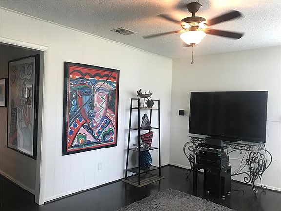 4th image of 1807 Firwood Dr
