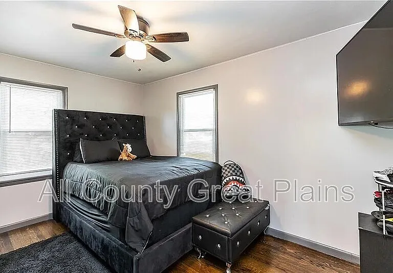 8707 E 74th Ter — Photo 10