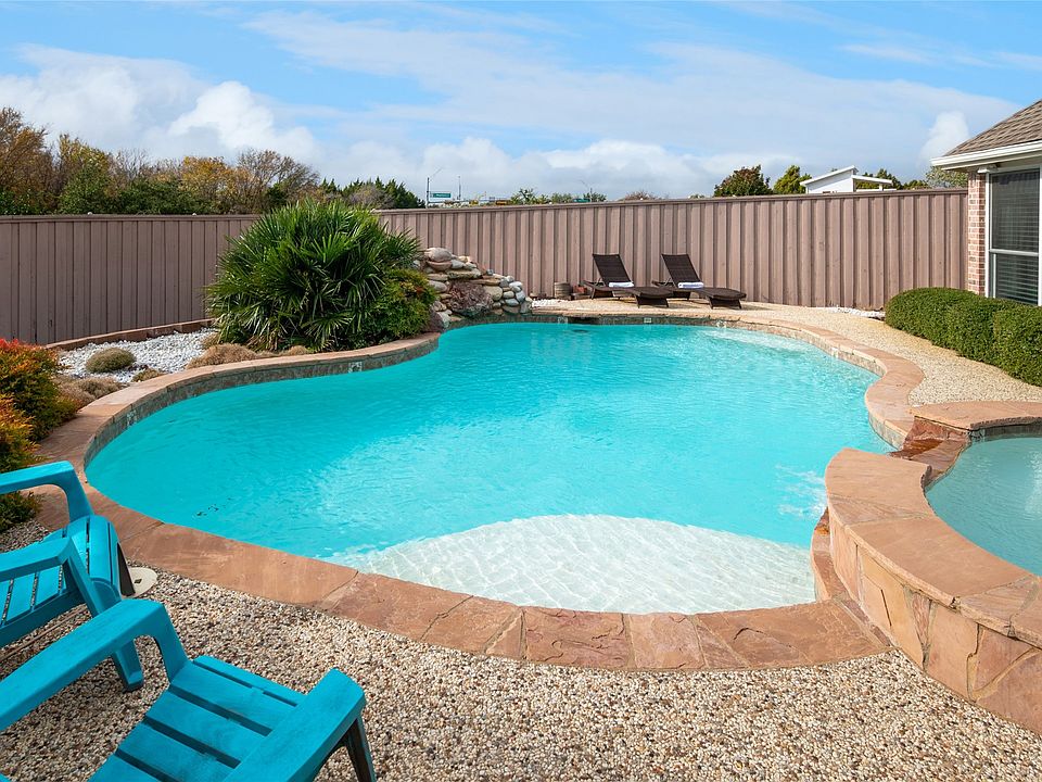 1st image of 1205 Shores Blvd