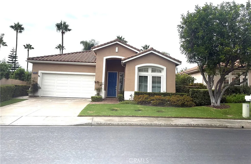 2 bed, 1755 sqft, $4,700 — Photo 1
