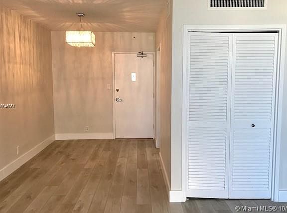 3rd image of 1200 West Ave APT 1018