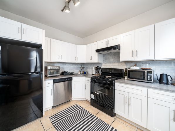 133 Ogden Ave APT 2