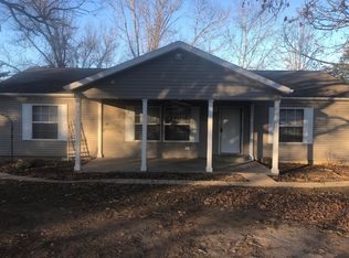 34 Black Rd, Kaiser, MO 65047