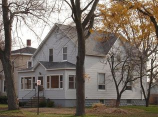 1210 Pennoyer Ave, Grand Haven, MI 49417