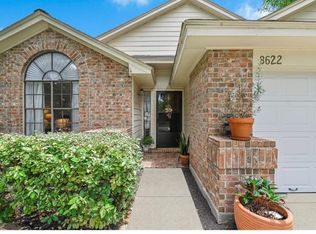 8622 Sparkling Springs Dr, Houston, TX 77095
