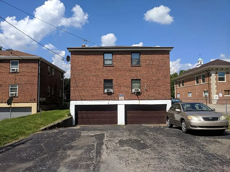 7352 Reading Road — Photo 7