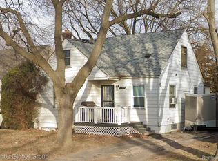 15661 Maddelein St, Detroit, MI 48205