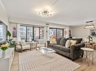 30 Stearns Rd APT 203, Brookline, MA 02446