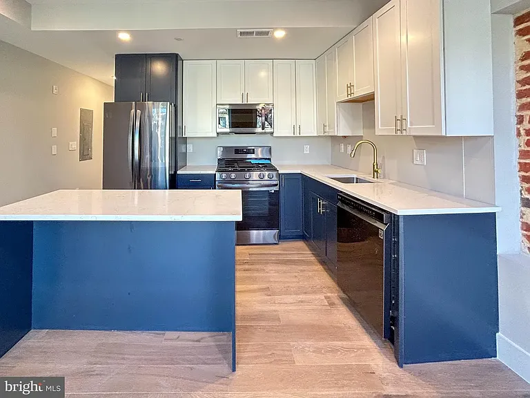 54 Florida Ave NW #3 — Photo 4