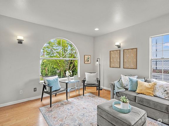 5th image of 508 S Ainsworth Avenue