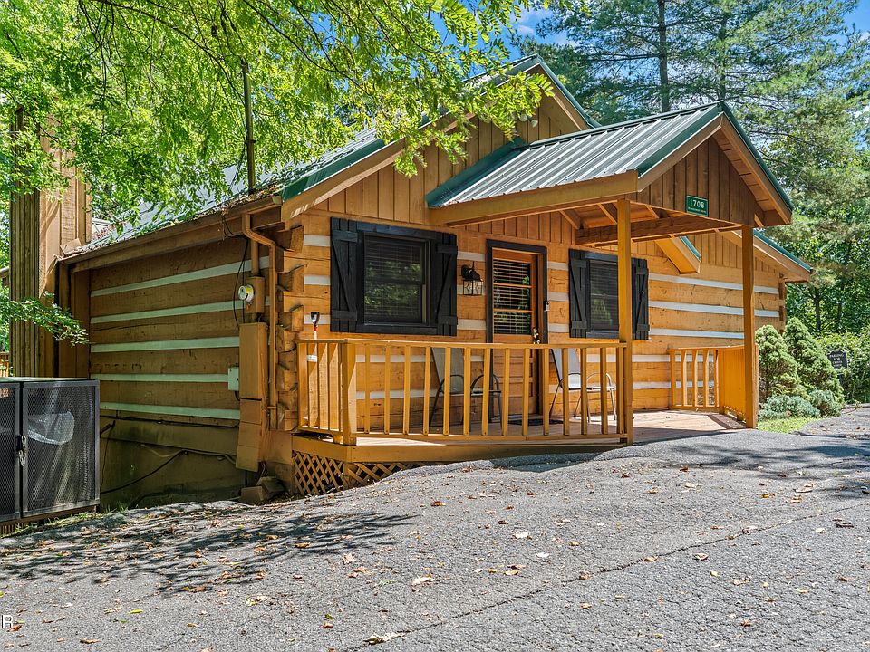 Dyreskinn ブランドジュリエシープススキン　カーキ　オリーブ　ムートン 1708 Ridgecrest Dr, Sevierville, TN 37876 | Zillow