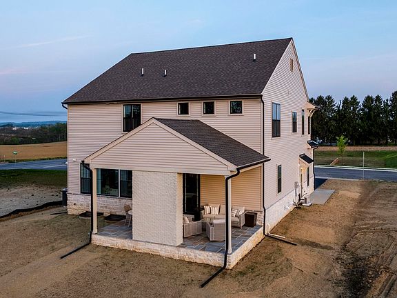 3rd image of 4708 Eagle Point Ct