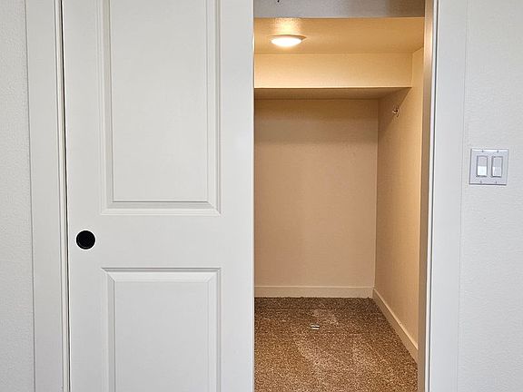 3rd image of 11 S 68th Ct #L23