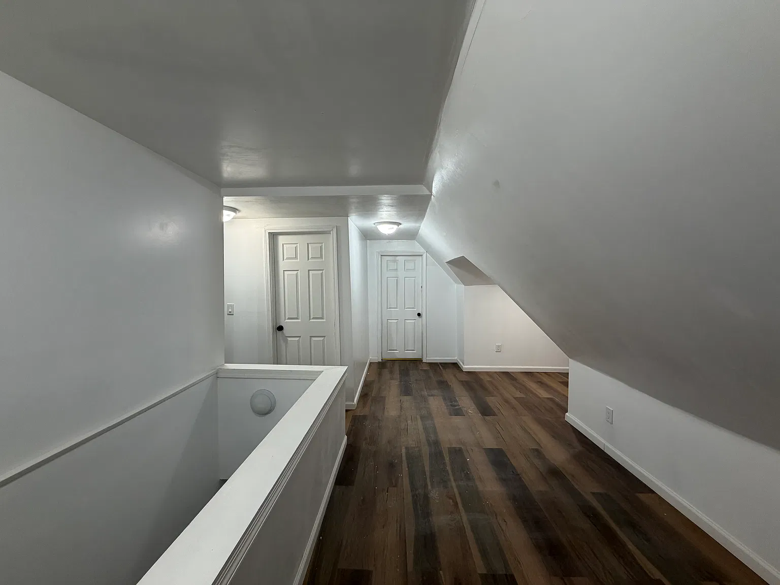 3 bed, 1555 sqft, $2,100 — Photo 3