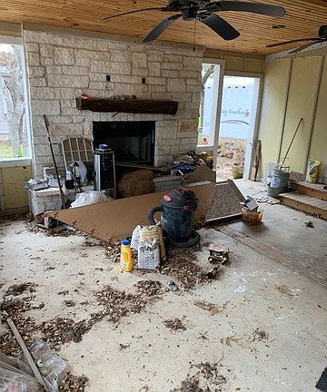 4th image of 502 Stanley St