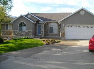 1748 N 2525 E, Layton, UT 84040