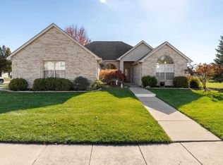 1821 Whisper Valley Dr, Lafayette, IN 47909