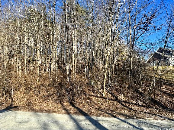 5th image of LOT 2 Glenhaven Dr