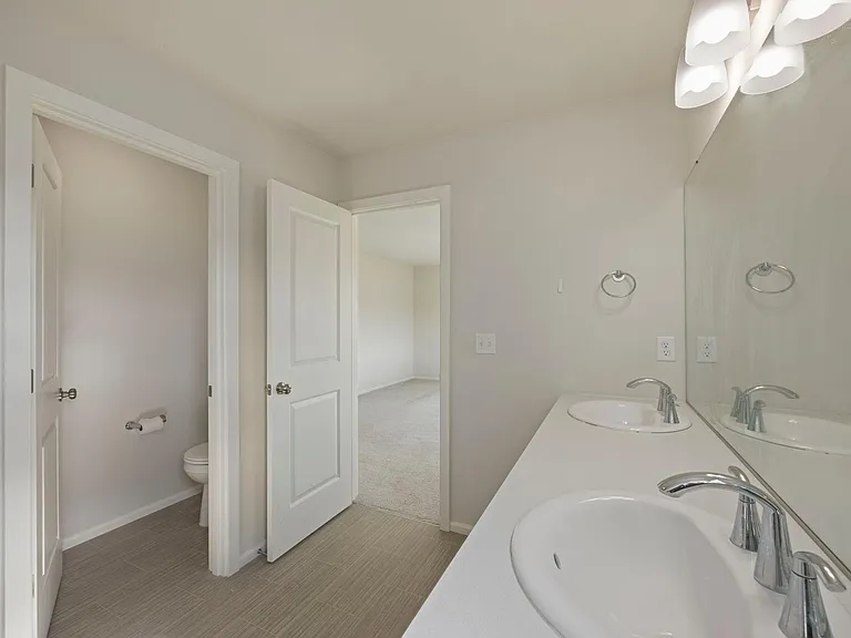 9214 Candytuft Dr SE — Photo 32