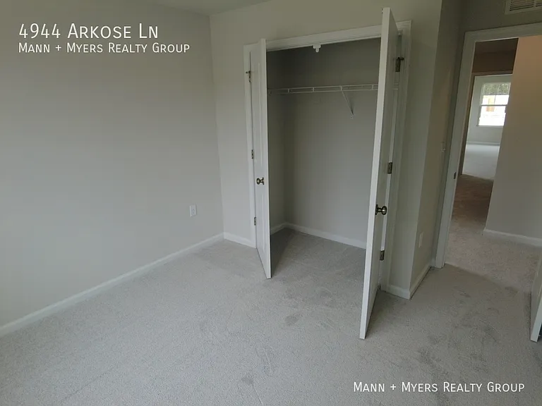 4944 Arkose Dr — Photo 27