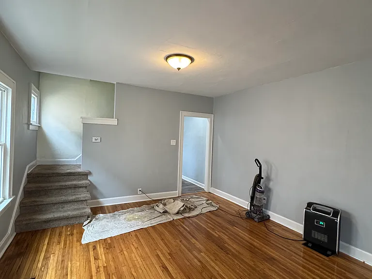 800-804 Thomas Rd — Photo 9