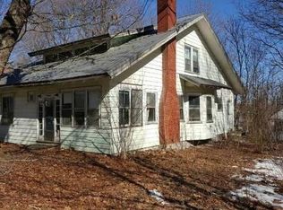 94 Summit St, Baileyville, ME 04694