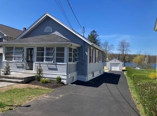 19 Washington St, Landing, NJ 07850