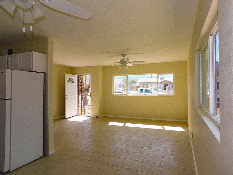 8308 Capitan Cir — Photo 9