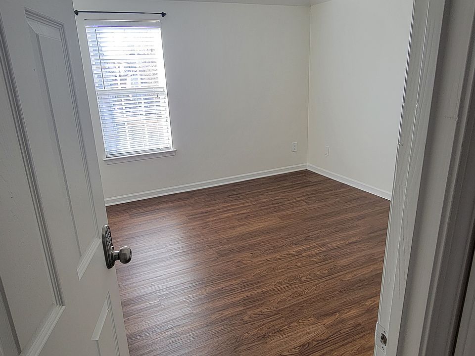 1st image of 6627 Bittinger Ct