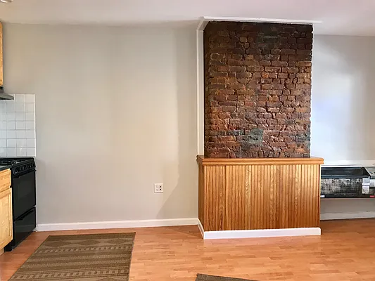 Rented by Modern Spaces | media 9