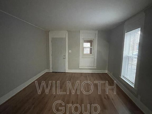 3rd image of 3511 E 10th St #1