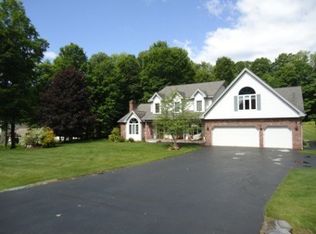60 Apple Blossom Rd, Barre, VT 05641