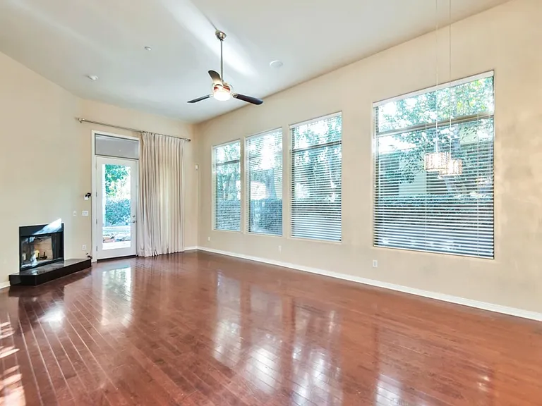 7301 E Woodsage Ln — Photo 4