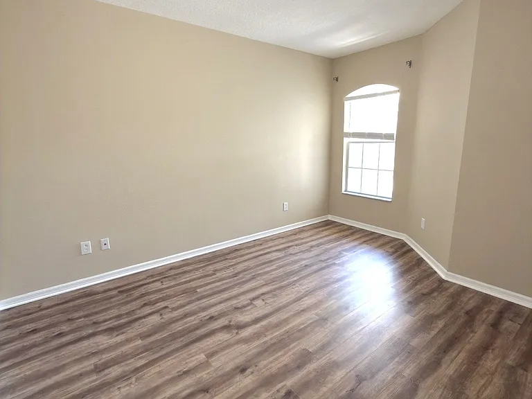 5851 Strada Capri Way — Photo 17
