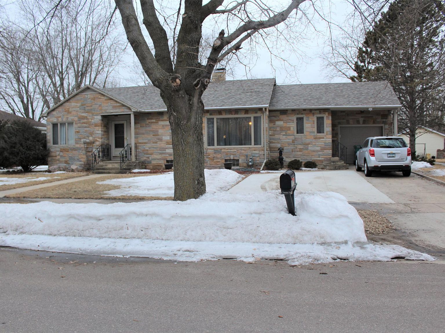 409 N Prairie St, Sherburn, MN 56171 Zillow